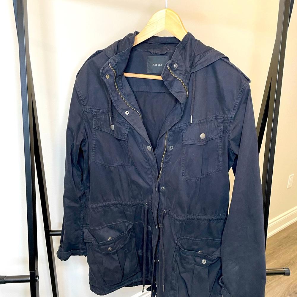 Aritzia - Talula Spring coat. Black size M